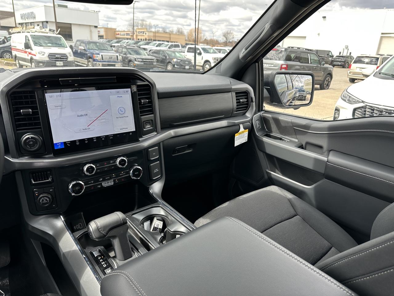 2025 Ford F-150 XLT Photo