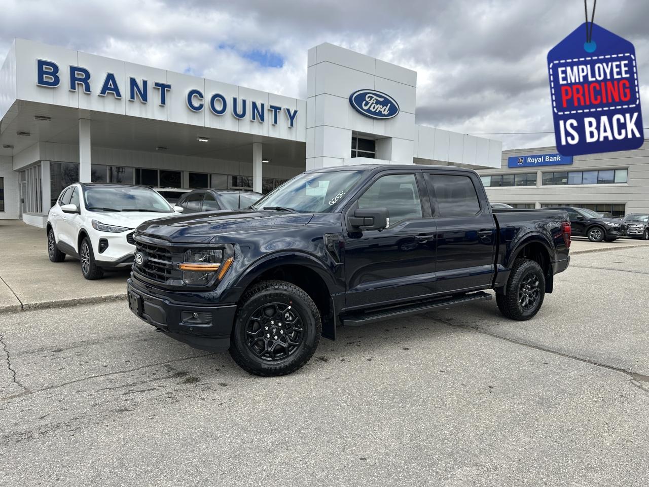 New 2025 Ford F-150 XLT for sale in Brantford, ON