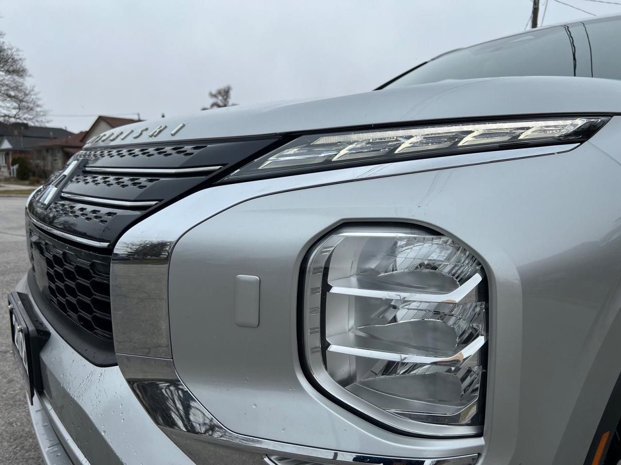 2022 Mitsubishi Outlander SE 4WD - Photo #6