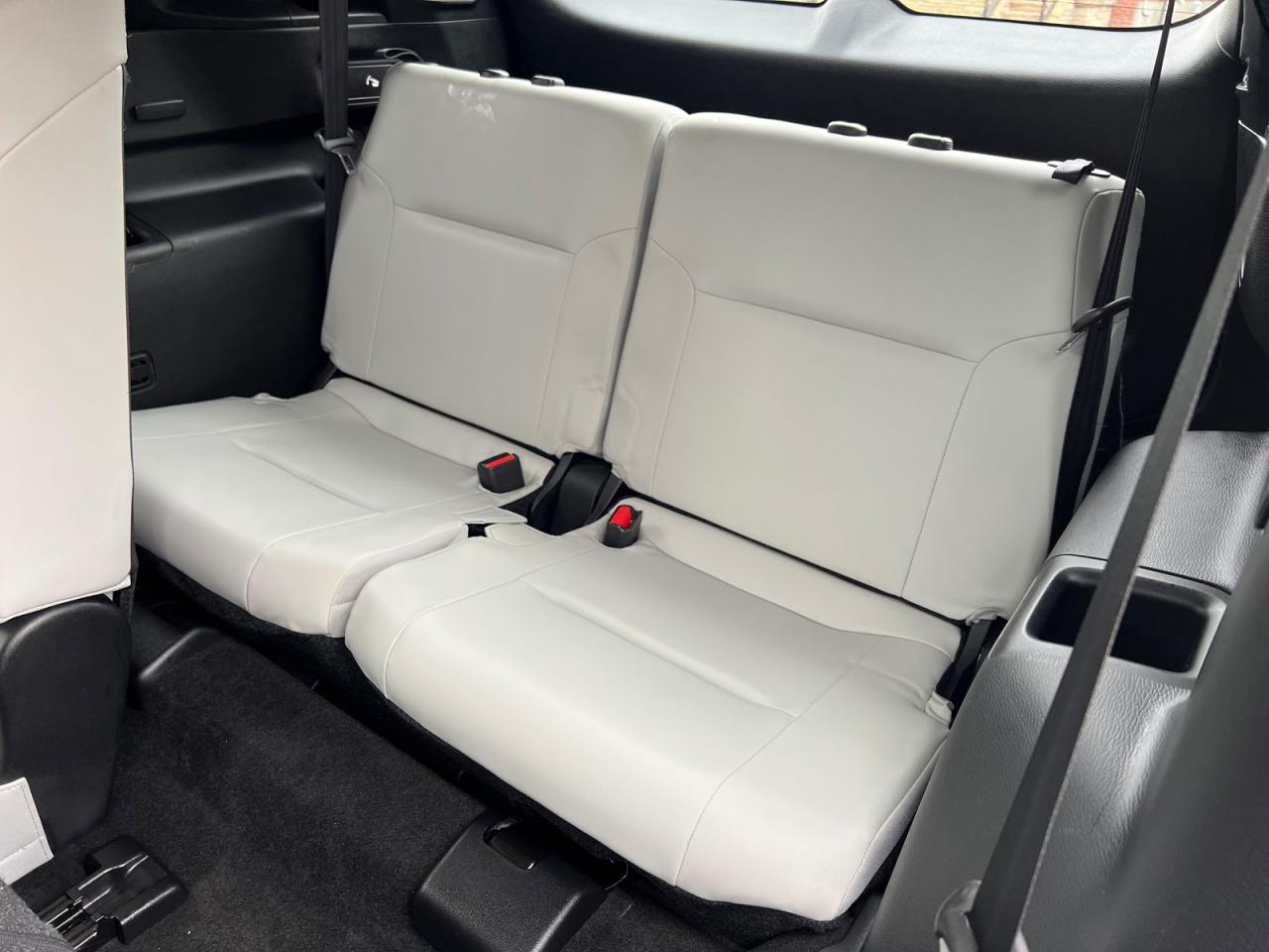2022 Mitsubishi Outlander SE 4WD - Photo #11