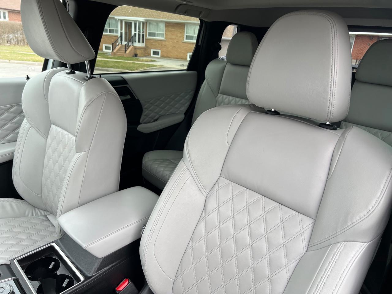 2022 Mitsubishi Outlander SEL S-AWC - Photo #14