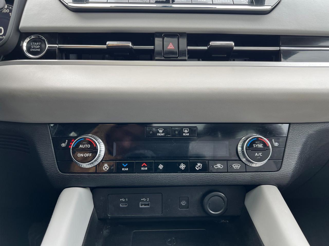 2022 Mitsubishi Outlander SEL S-AWC - Photo #21