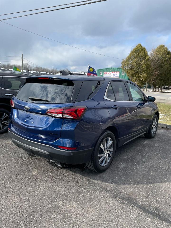 2022 Chevrolet Equinox LT - Photo #2