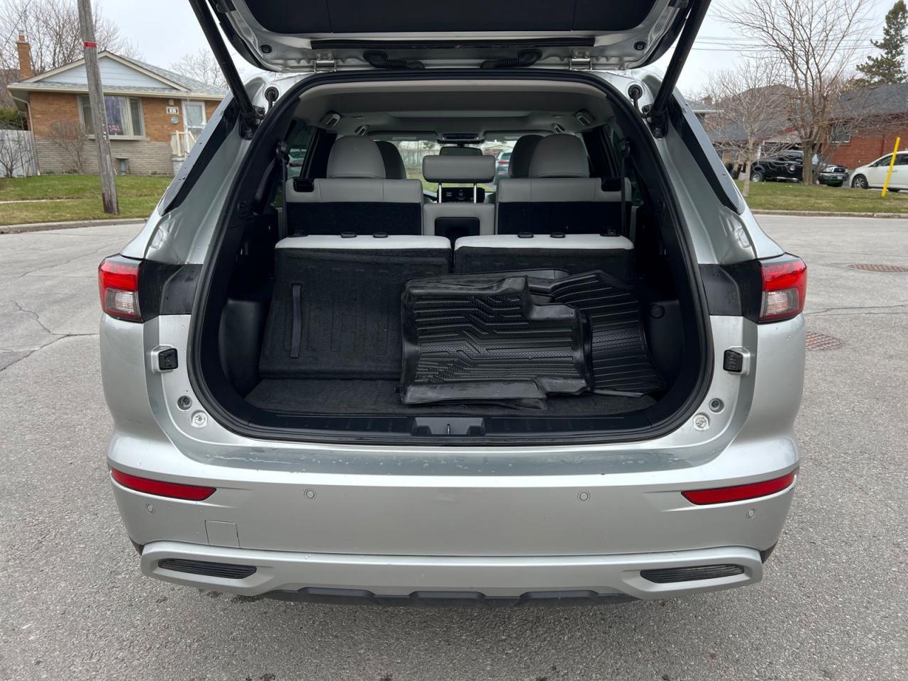 2022 Mitsubishi Outlander SE 4WD - Photo #10