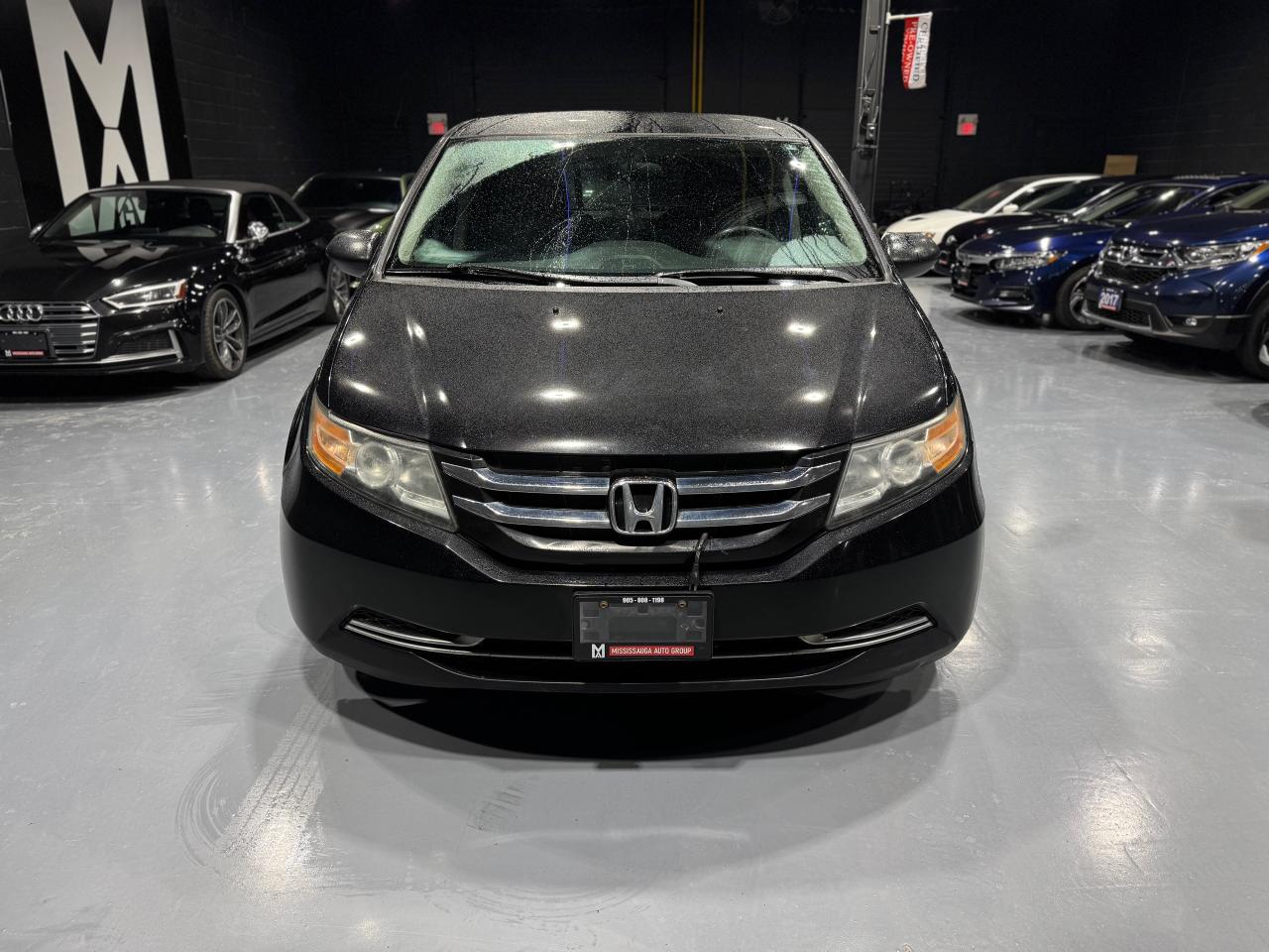 2014 Honda Odyssey LX - Photo #2