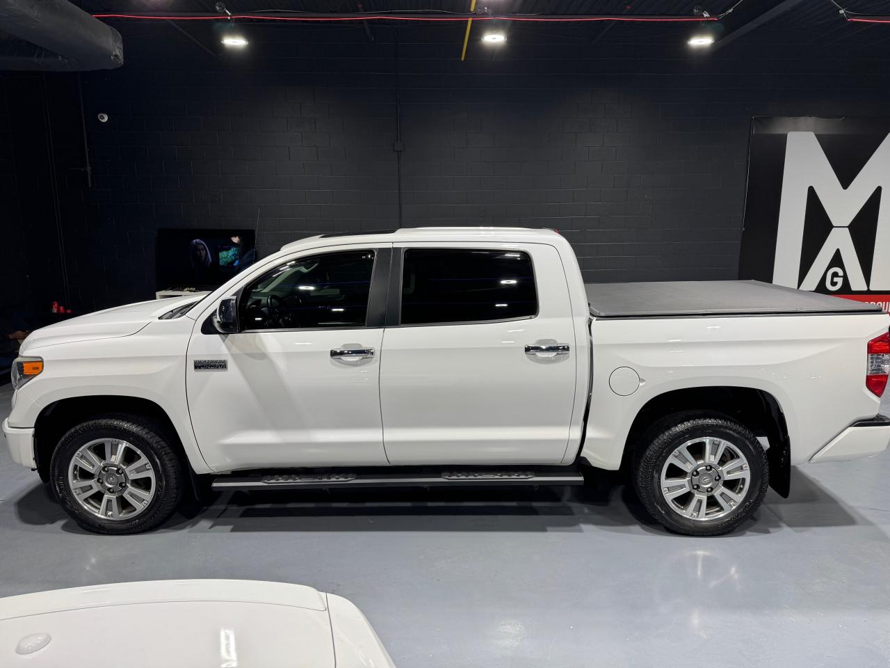 2017 Toyota Tundra 4WD Crewmax 146" 5.7L Platinum 1794 - Photo #8