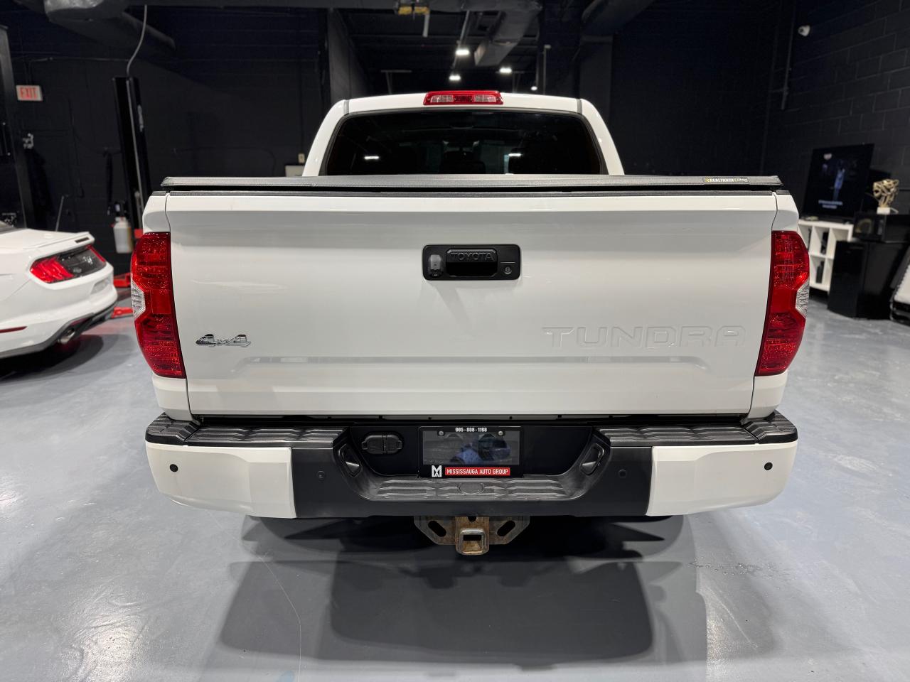 2017 Toyota Tundra 4WD Crewmax 146" 5.7L Platinum 1794 - Photo #6
