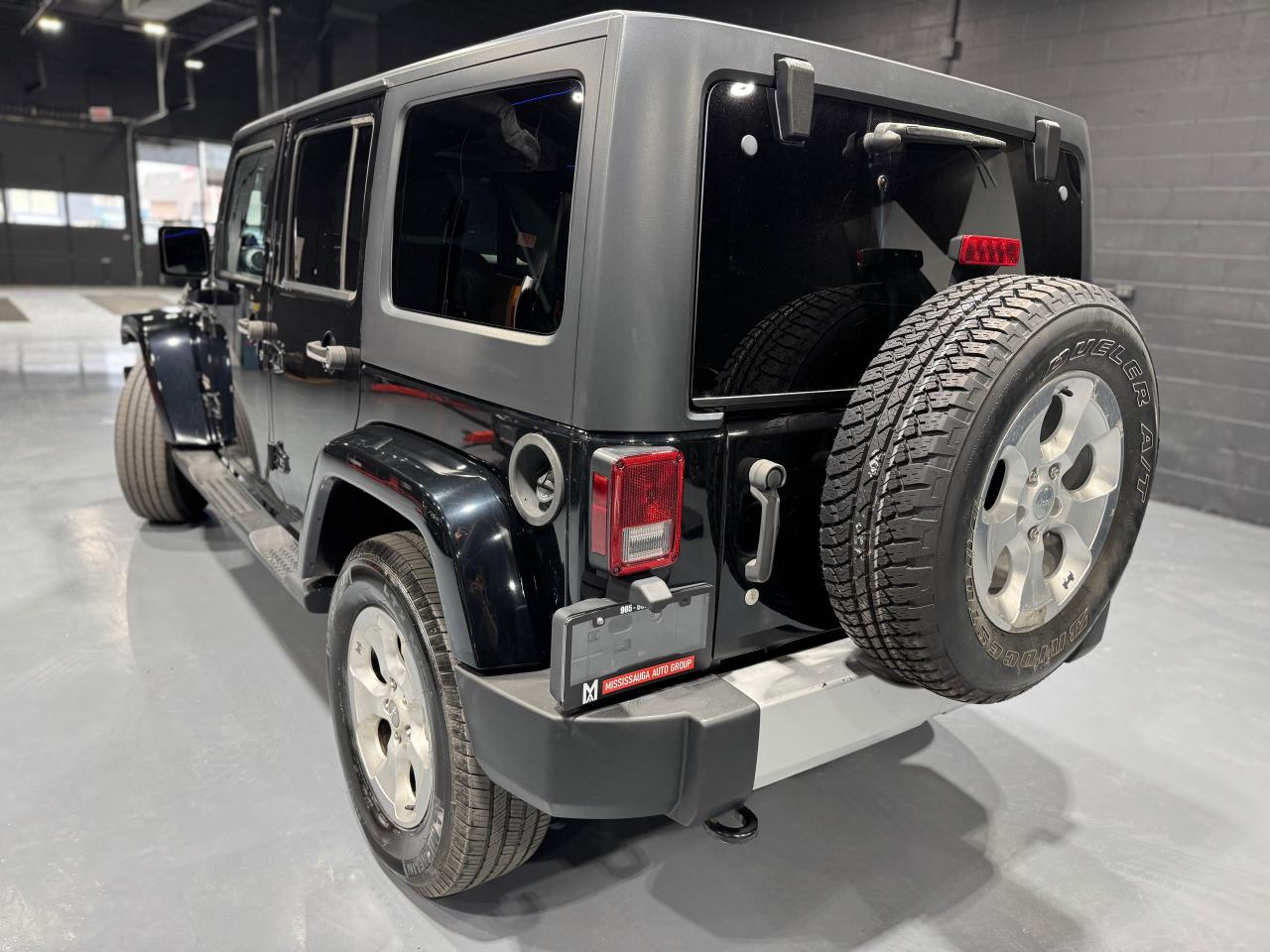 2014 Jeep Wrangler 4WD 4DR SAHARA - Photo #8
