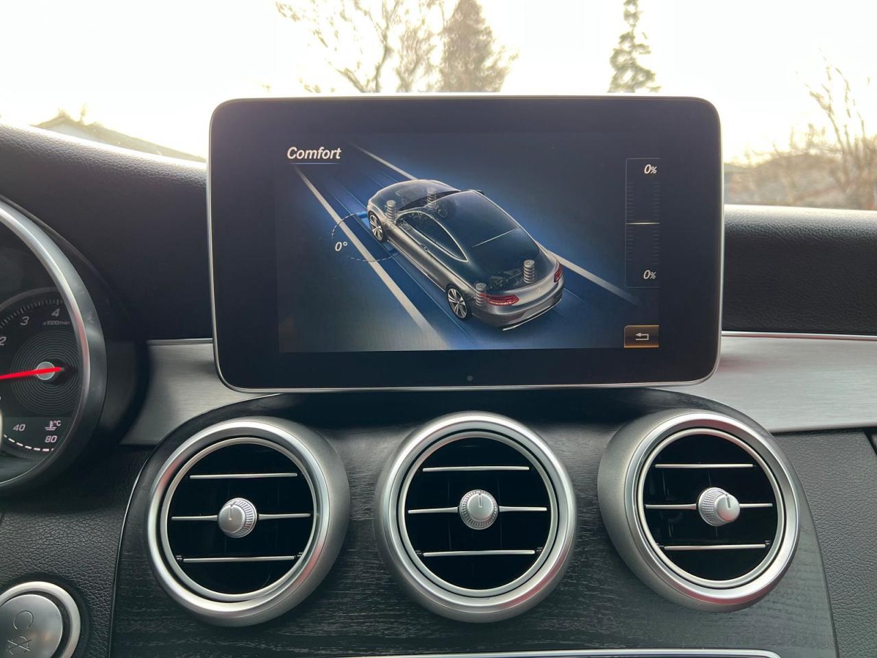 2018 Mercedes-Benz C-Class C300 4MATIC COUPE - Photo #33