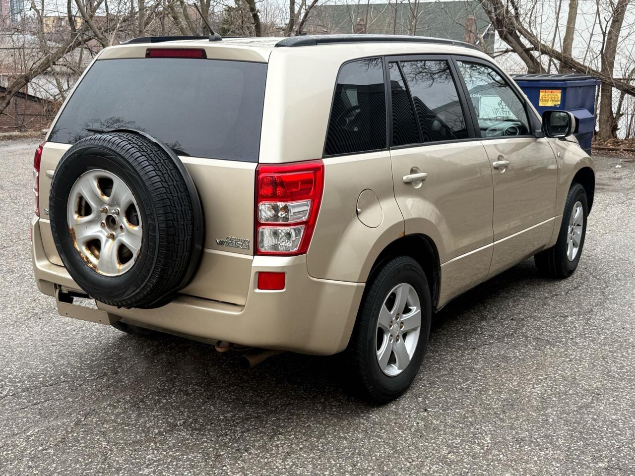 2006 Suzuki Grand Vitara 4dr Manual 4WD Premium - Photo #5