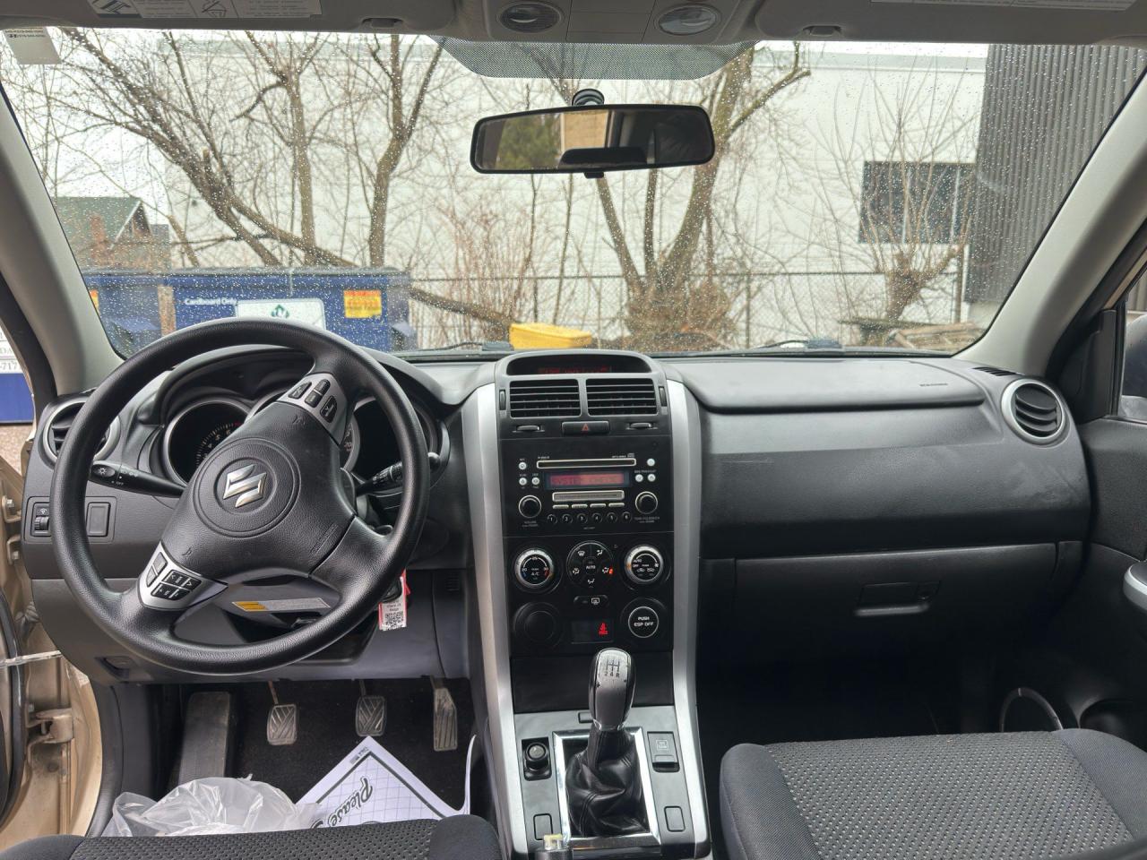 2006 Suzuki Grand Vitara 4dr Manual 4WD Premium - Photo #12