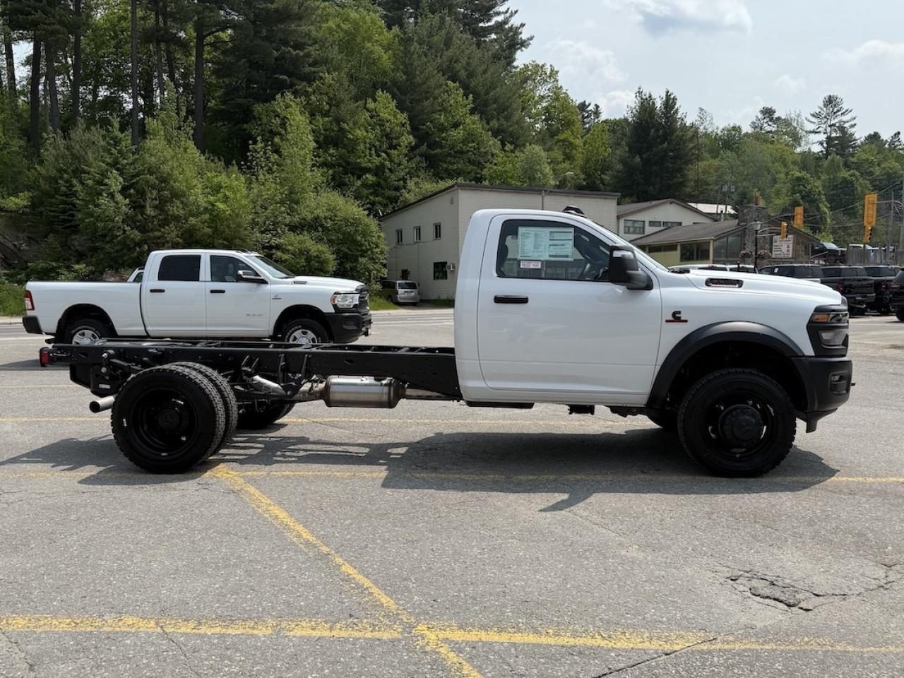 2025 RAM Ram 5500 Cab-Chassis Tradesman 84"-CA 4X4 Photo