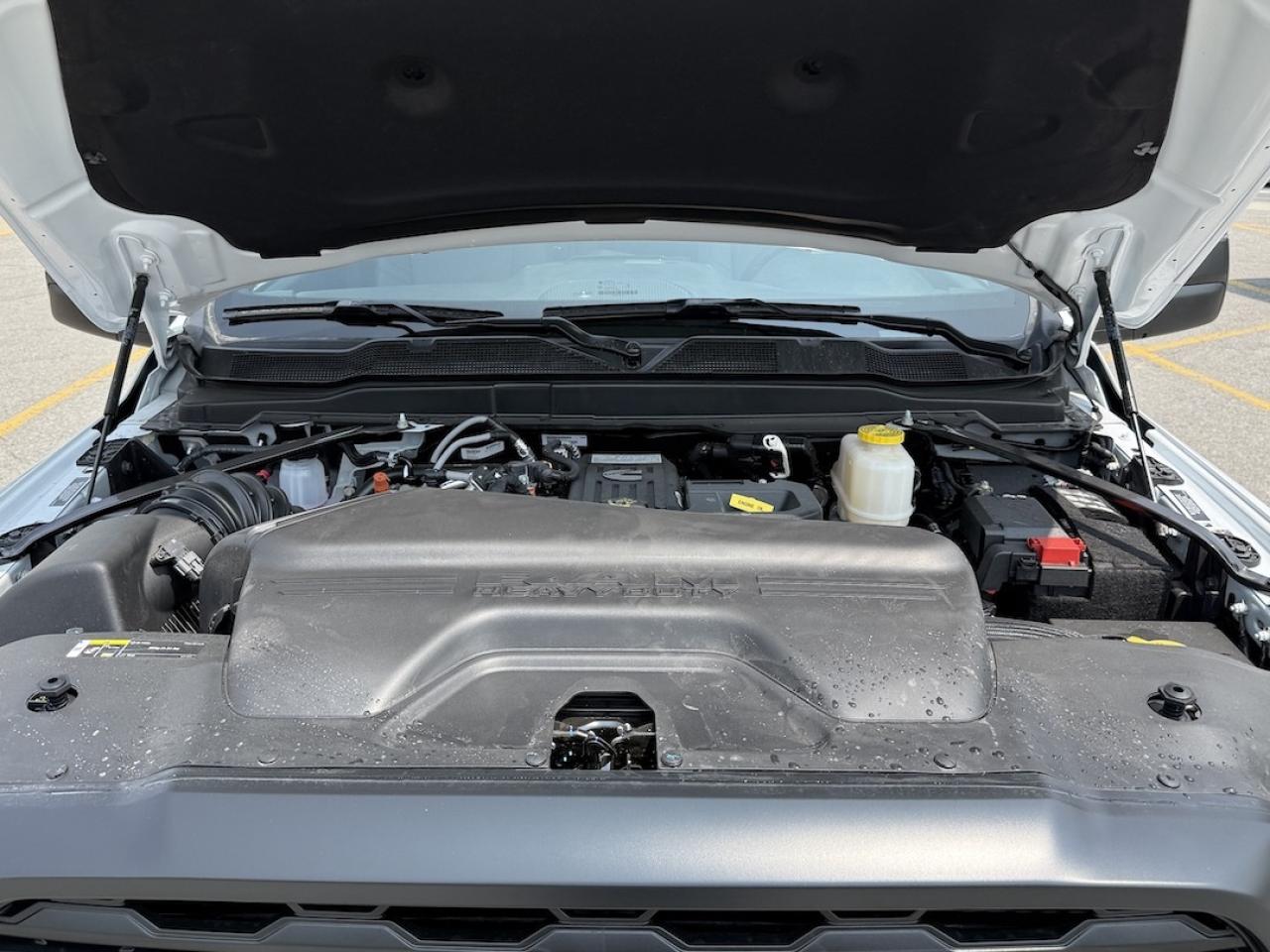 2025 RAM Ram 5500 Cab-Chassis Tradesman 84"-CA 4X4 Photo