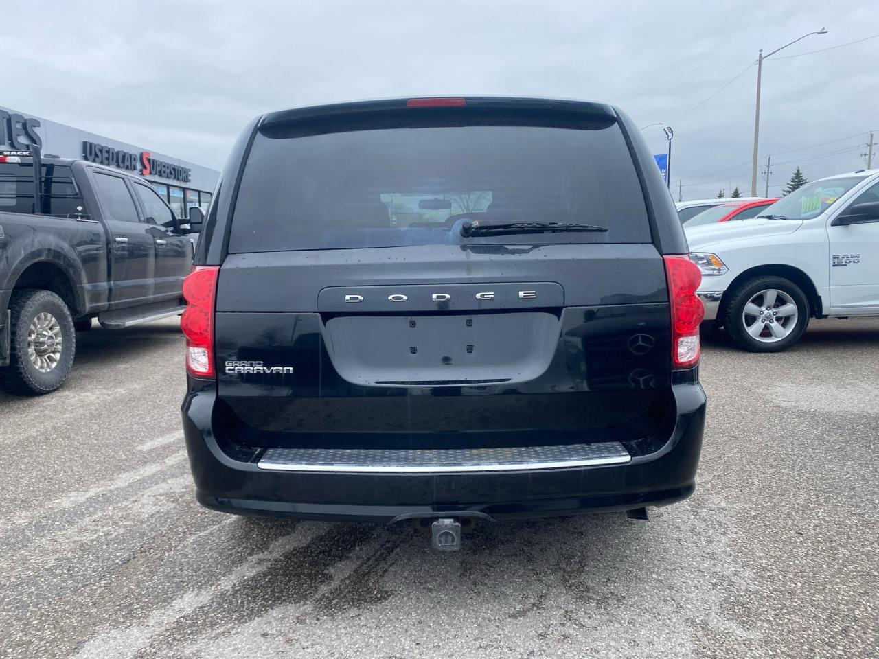 2016 Dodge Grand Caravan SXT Premium Plus ~Power Seat ~Rear Air ~Stow 'N Go Photo2