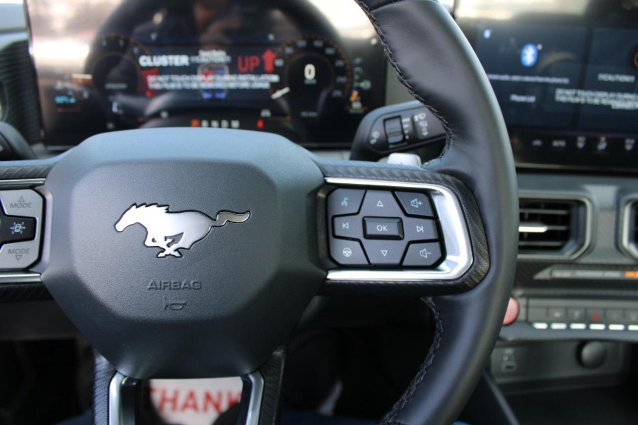 2025 Ford Mustang GT Fastback Photo