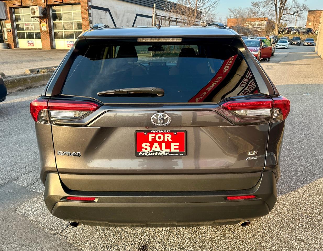 2021 Toyota RAV4 LE AWD Photo4