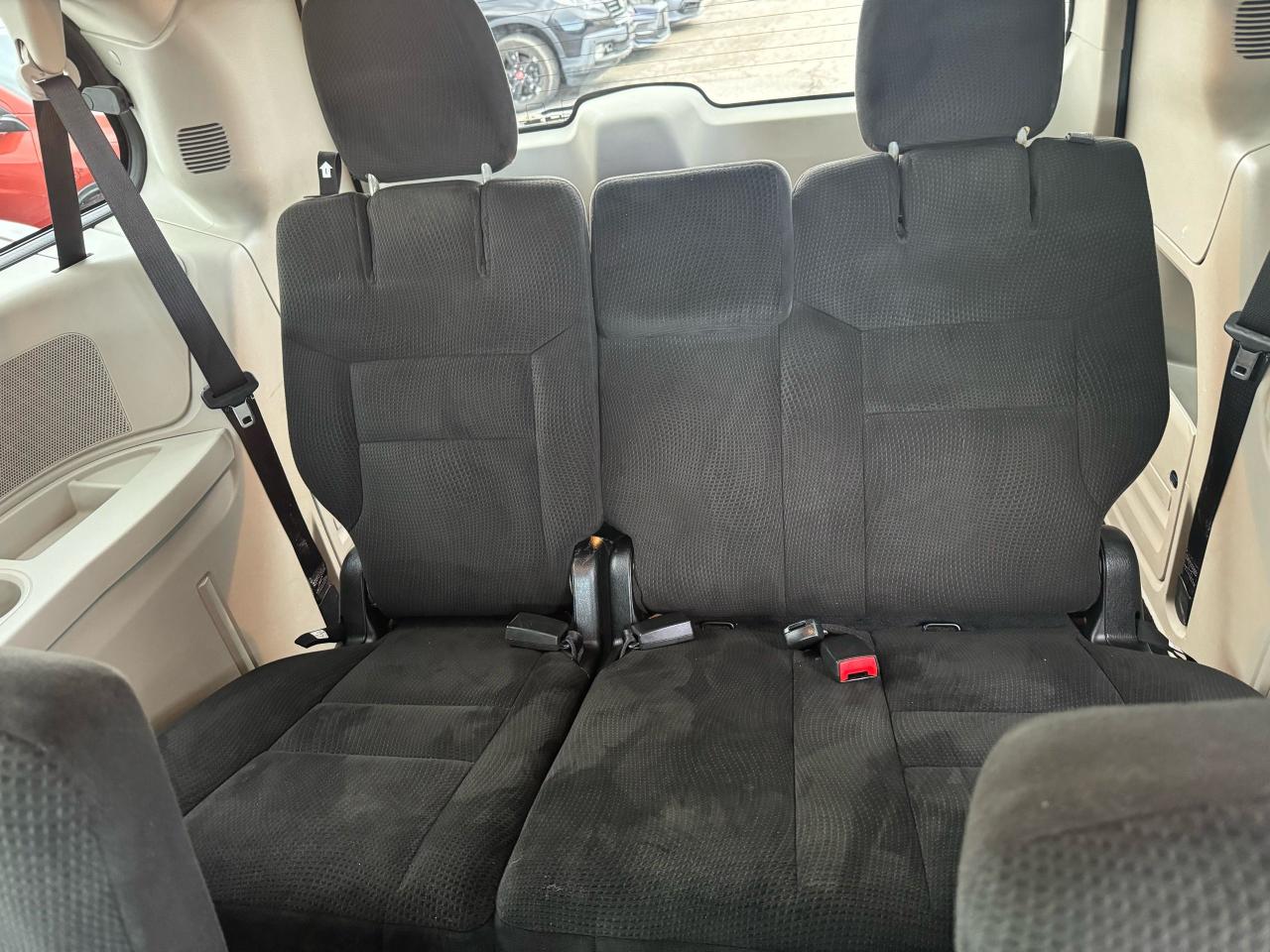 2015 Dodge Grand Caravan SXT - Photo #12