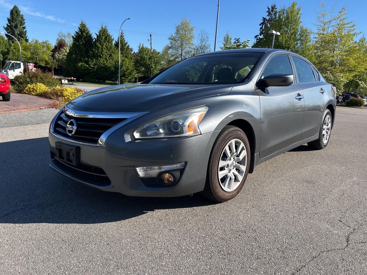 Used 2014 Nissan Altima 4DR SDN I4 CVT 2.5 S for sale in Surrey, BC