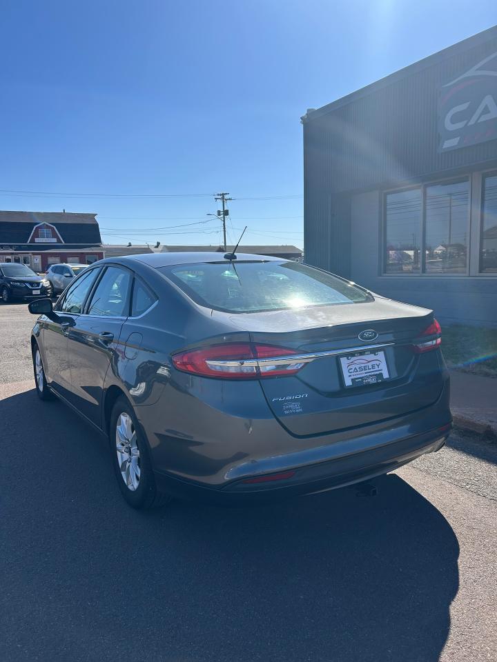 2017 Ford Fusion S - Photo #6