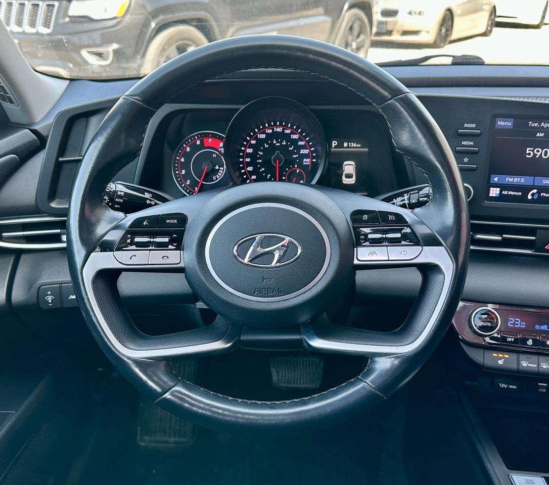 2021 Hyundai Elantra Preferred IVT w/Sun & Tech Package Photo