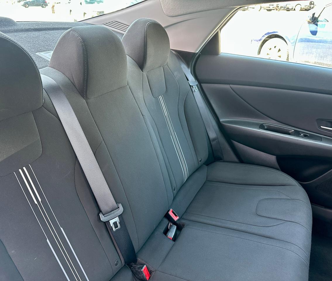 2021 Hyundai Elantra Preferred IVT w/Sun & Tech Package Photo