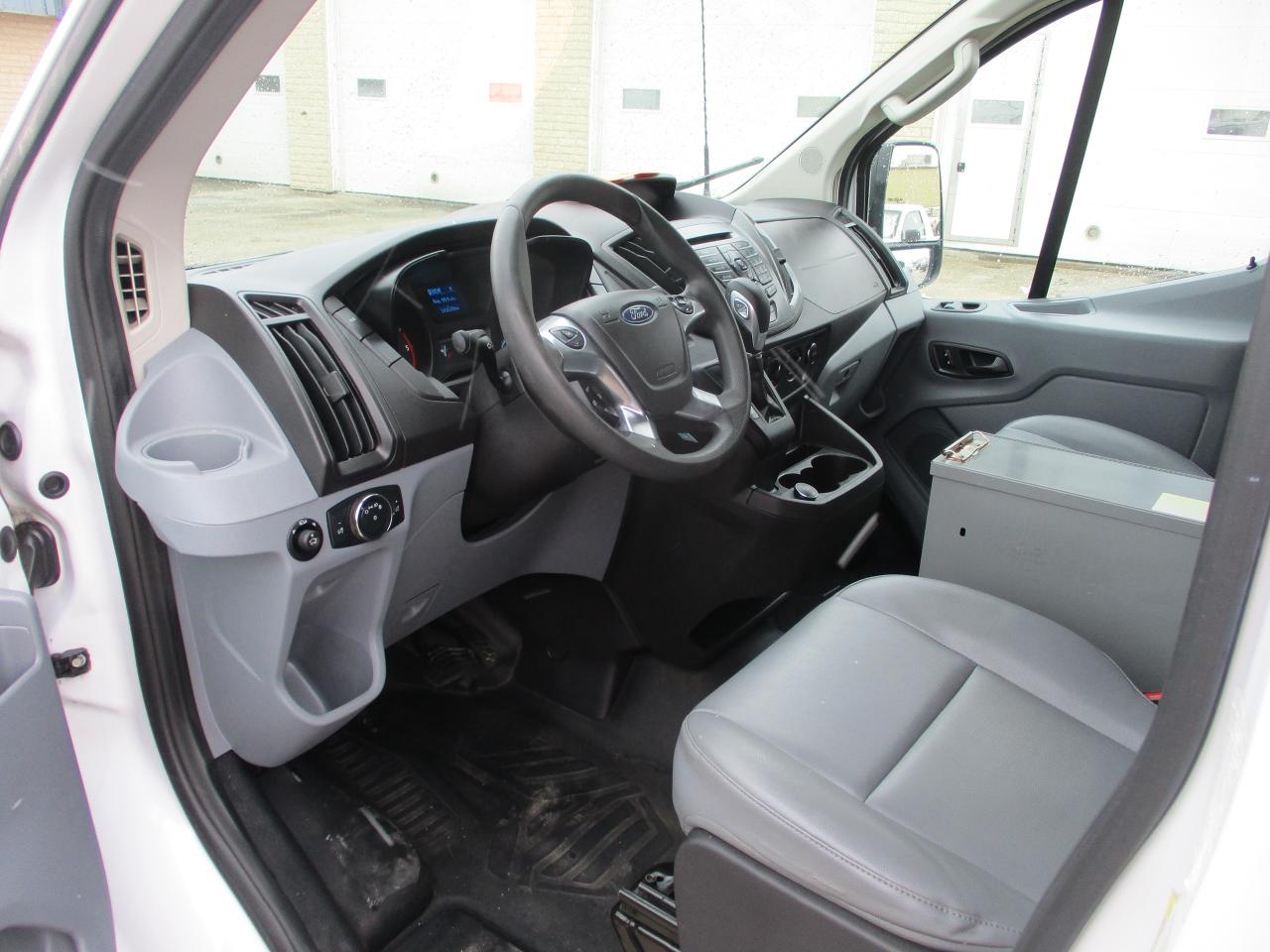 2019 Ford Transit  - Photo #10