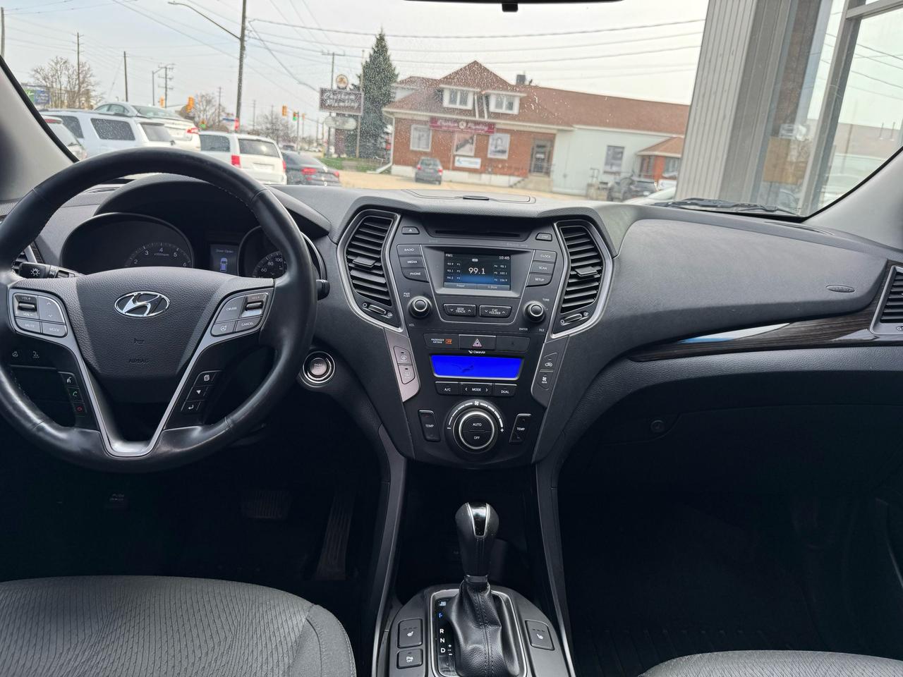 2016 Hyundai Santa Fe XL Premium - Photo #7