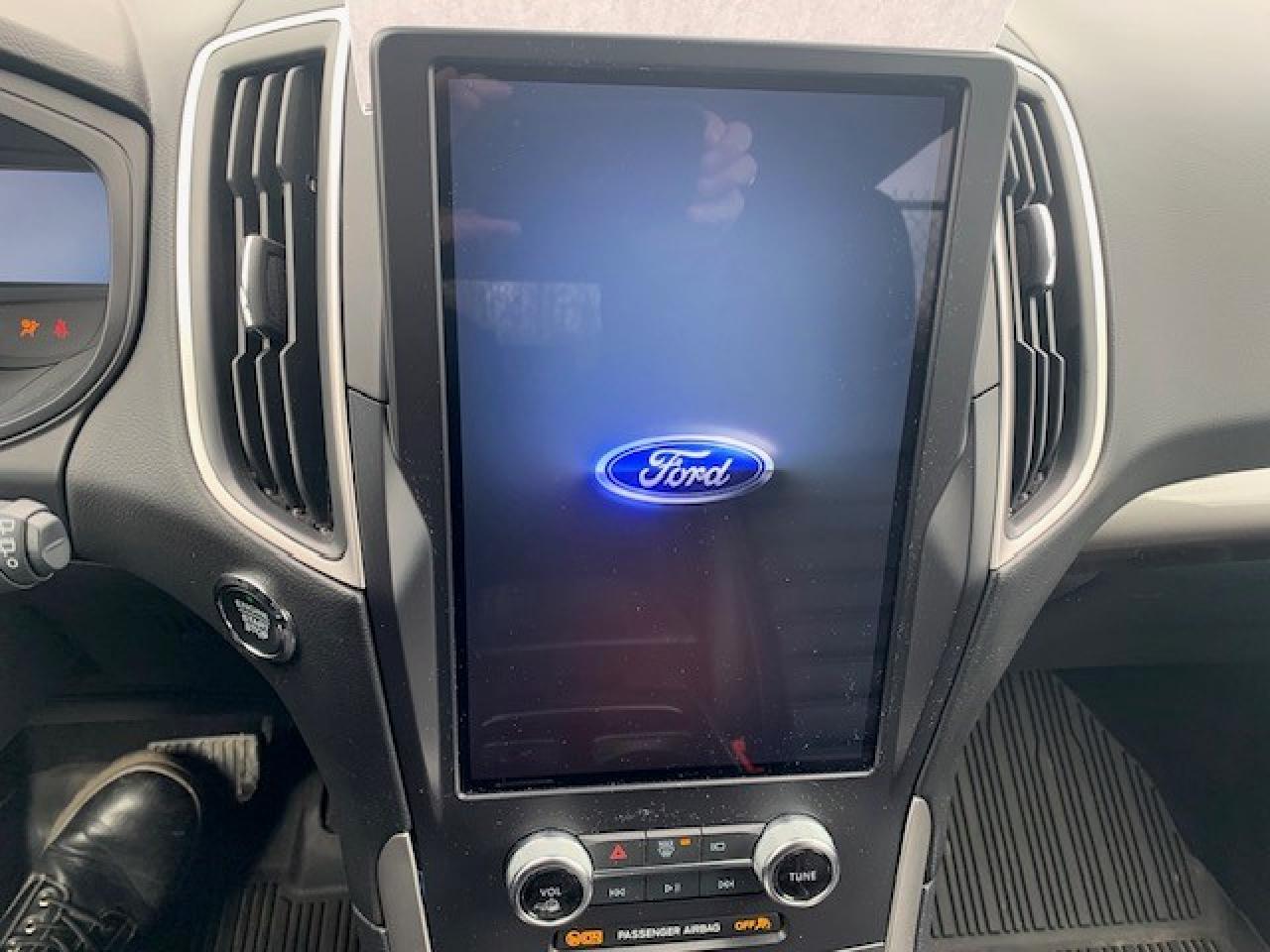 2024 Ford Edge SEL AWD - Photo #10