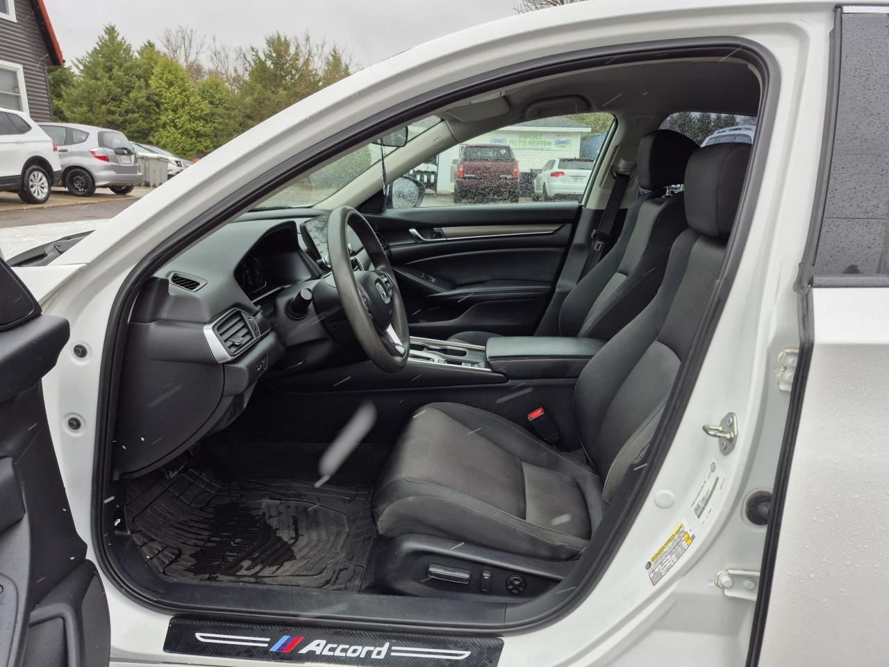 2018 Honda Accord LX Certified/Clean Photo