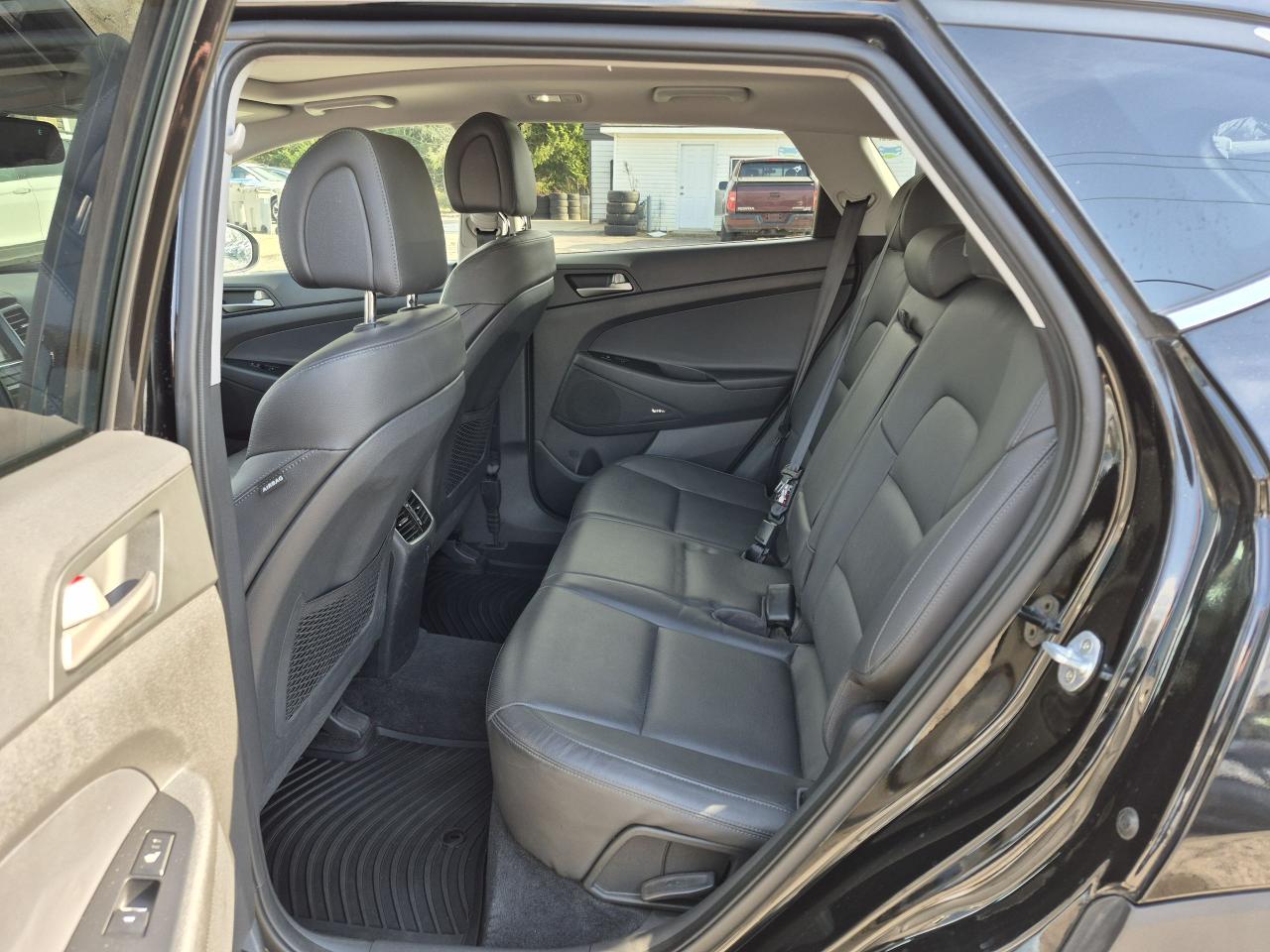 2018 Hyundai Tucson Ultimate AWD Photo12