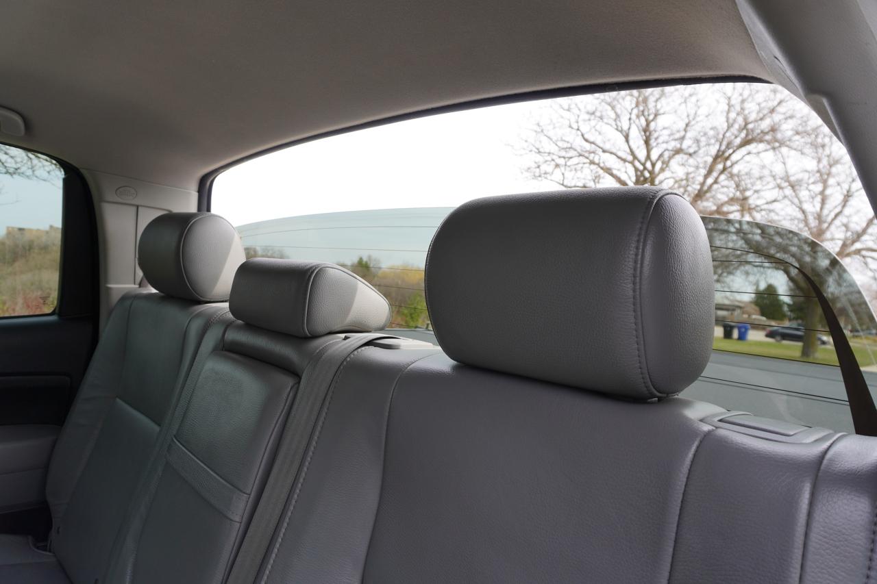 2007 Toyota Tundra LIMITED/ CREWMAX/ NO ACCIDENTS/ FRAME RECALL DONE! - Photo #20