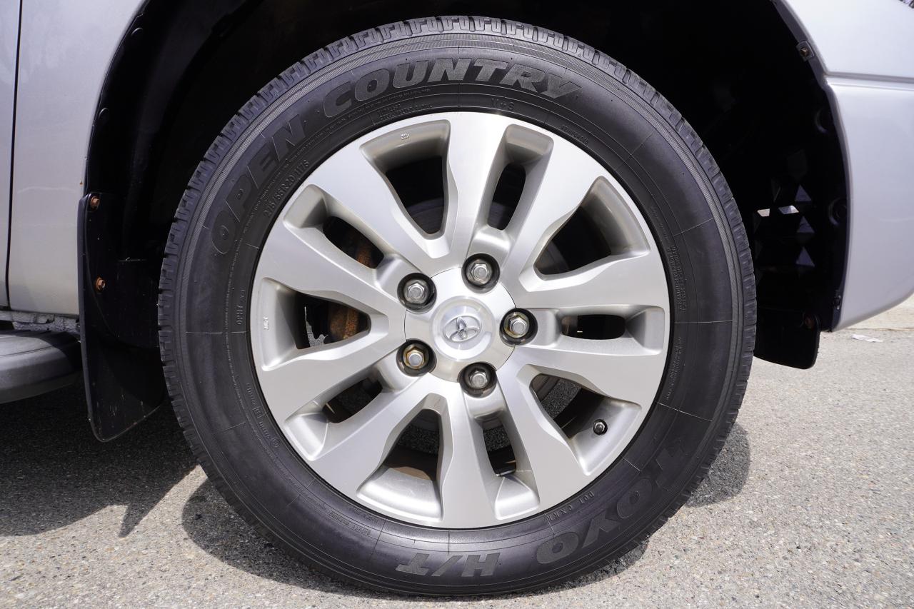 2007 Toyota Tundra LIMITED/ CREWMAX/ NO ACCIDENTS/ FRAME RECALL DONE! - Photo #8