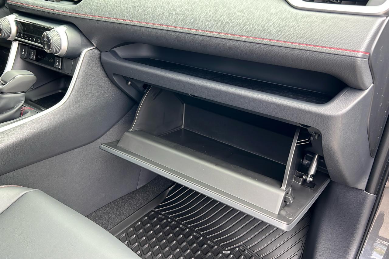 2025 Toyota RAV4 Plug-In Hybrid XSE Photo