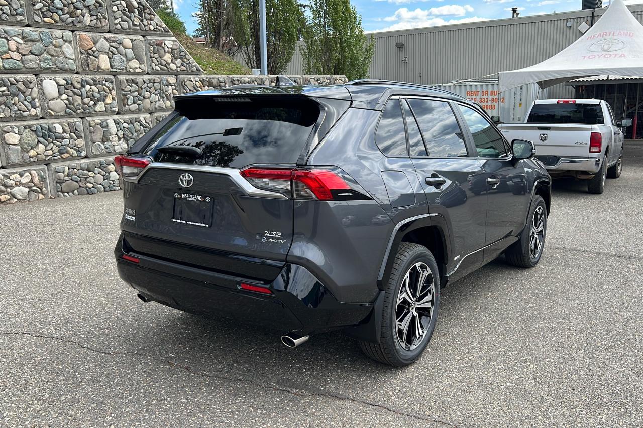 2025 Toyota RAV4 Plug-In Hybrid XSE Photo