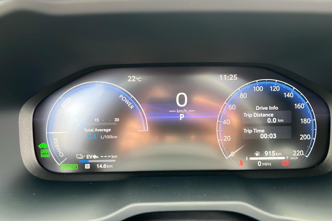 2025 Toyota RAV4 Plug-In Hybrid XSE Photo