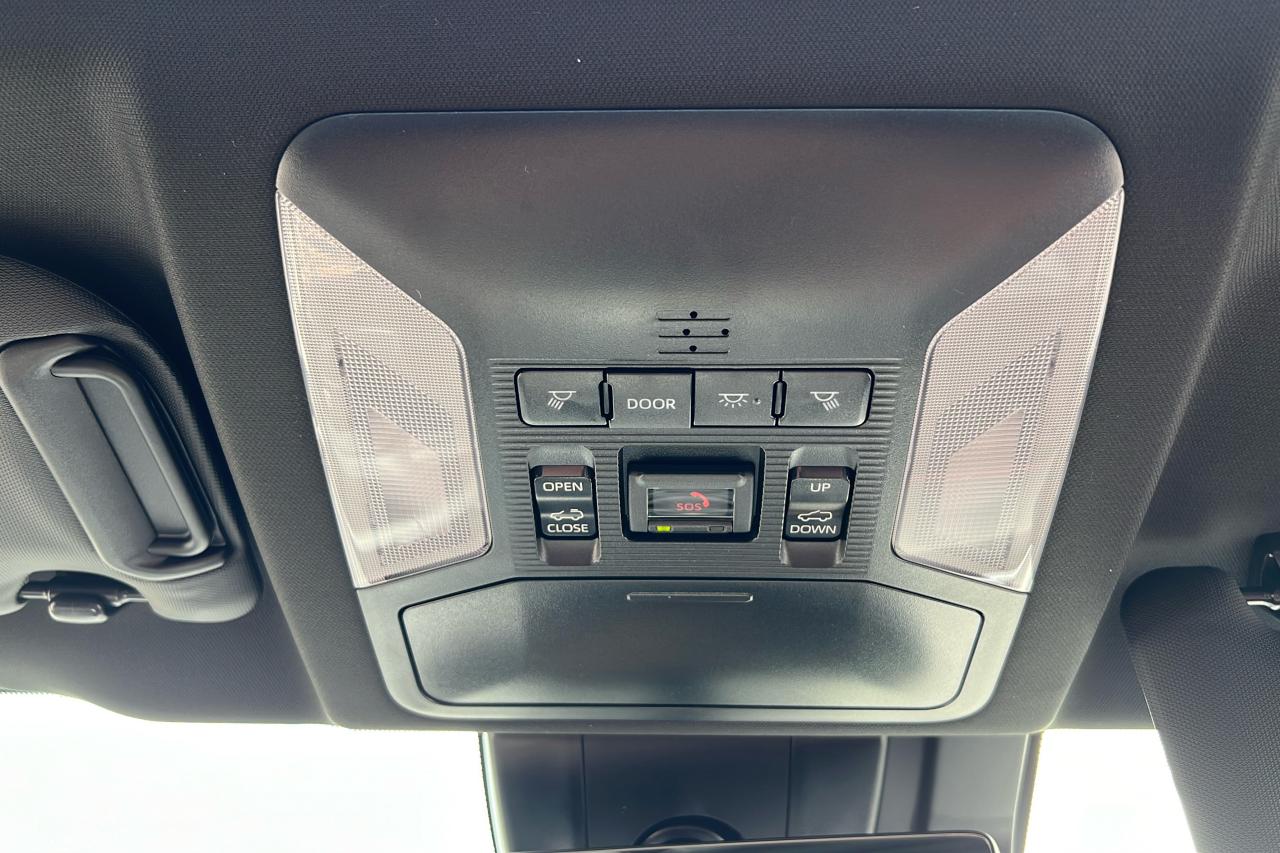 2025 Toyota RAV4 Plug-In Hybrid XSE Photo
