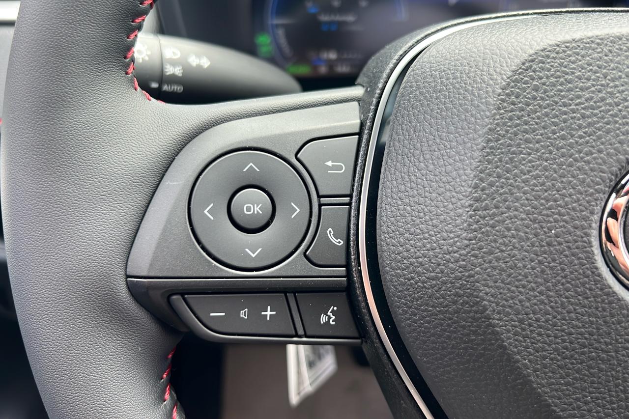 2025 Toyota RAV4 Plug-In Hybrid XSE Photo