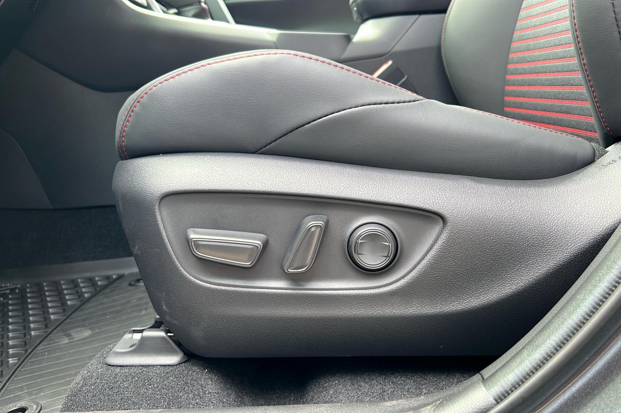 2025 Toyota RAV4 Plug-In Hybrid XSE Photo