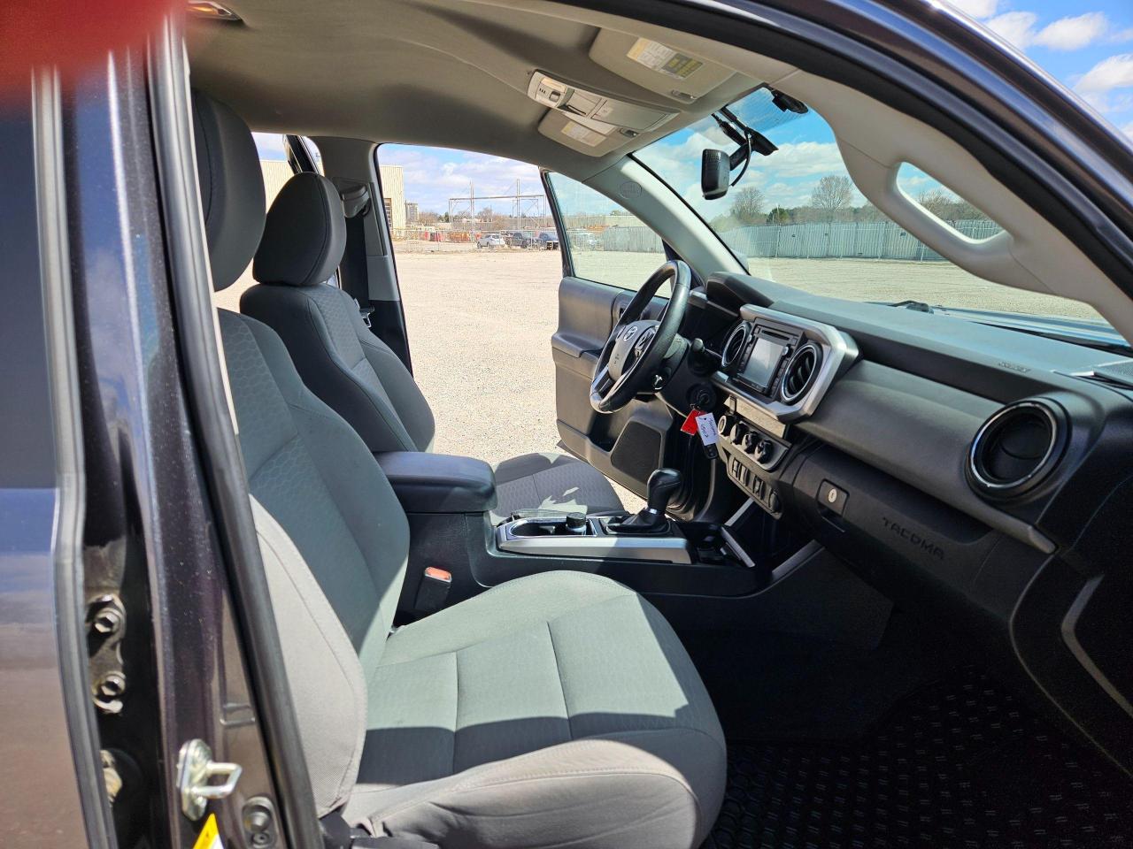 2017 Toyota Tacoma SR5 DOUBLE CAB 4X4 - Photo #13