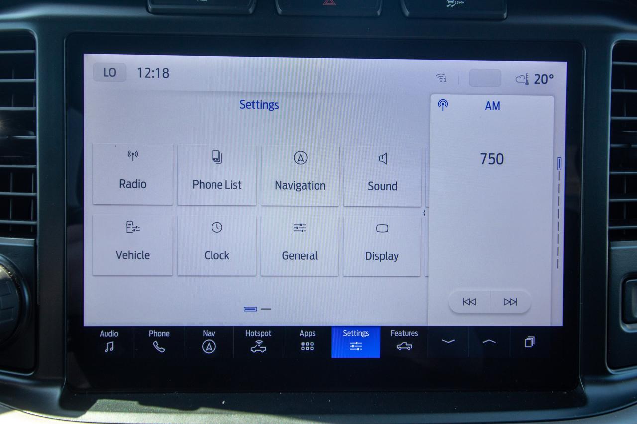 2024 Ford F-150 Lightning XLT Photo5