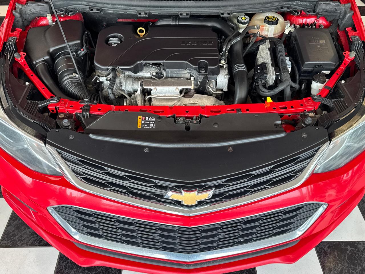 2018 Chevrolet Cruze LT+New Tires+Camera+Remote Start+CLEAN CARFAX - Photo #10
