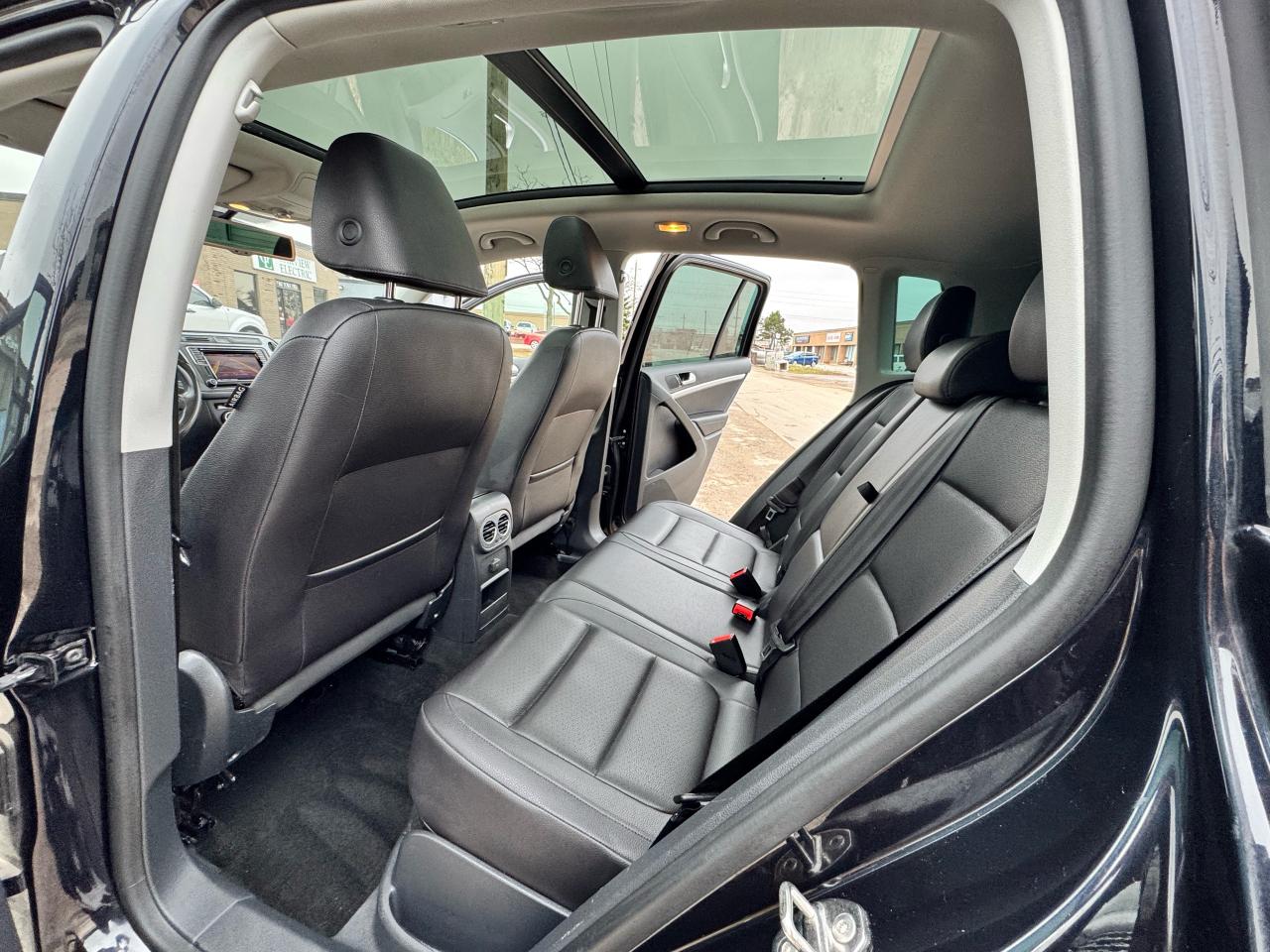 2017 Volkswagen Tiguan COMFORTLINE - Photo #13