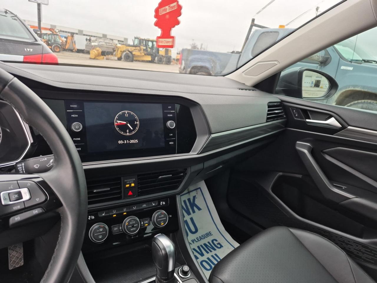 2020 Volkswagen Jetta SEL - Photo #10