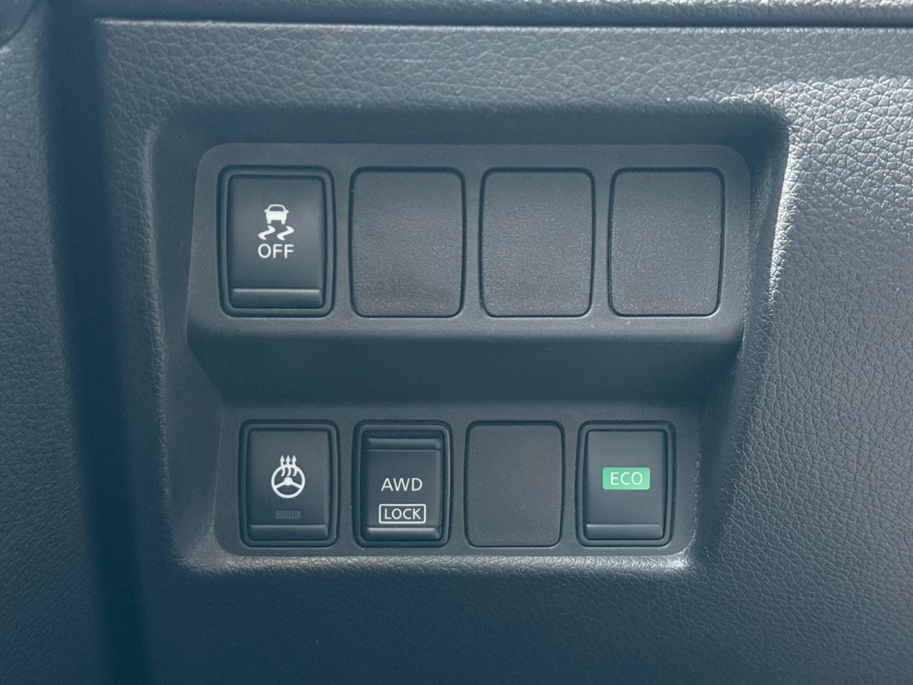 2018 Nissan Qashqai SL | Navigation | Backup Camera | Sunroof - Photo #15