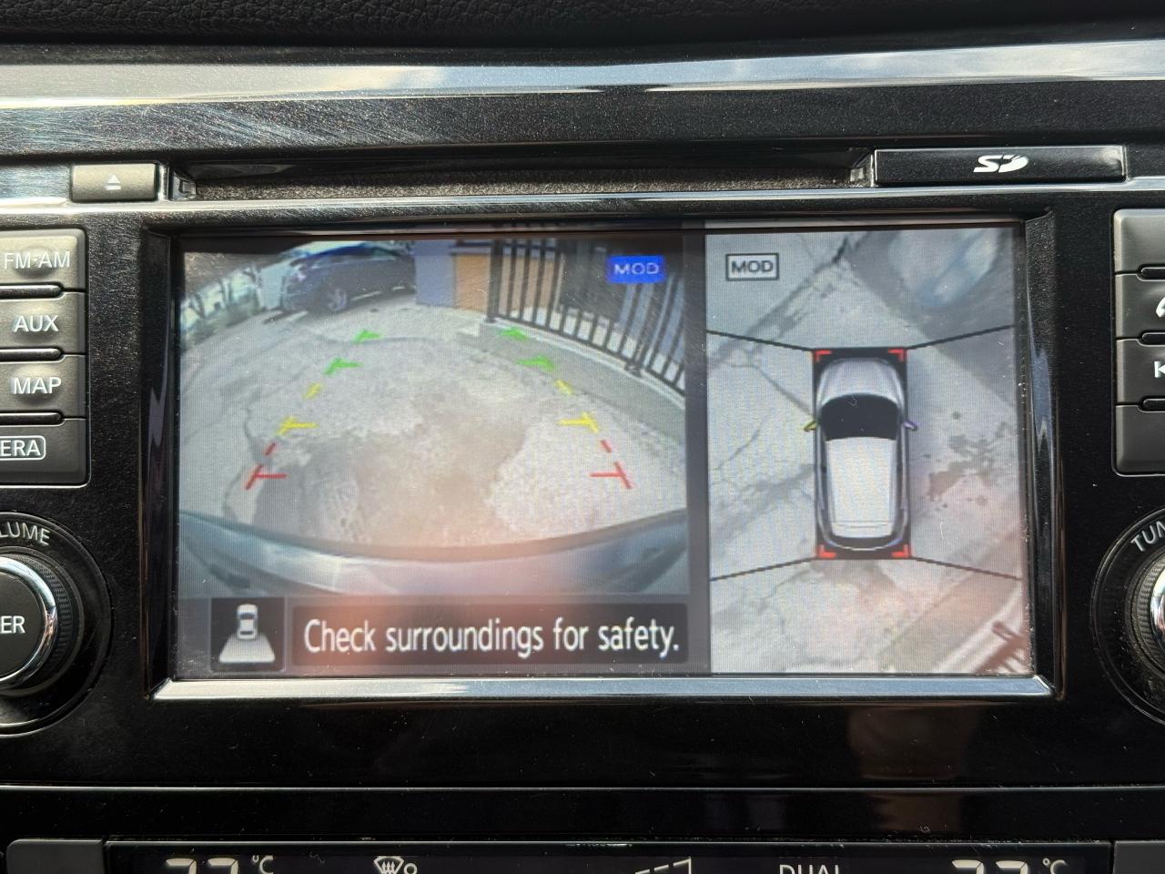 2018 Nissan Qashqai SL | Navigation | Backup Camera | Sunroof - Photo #14