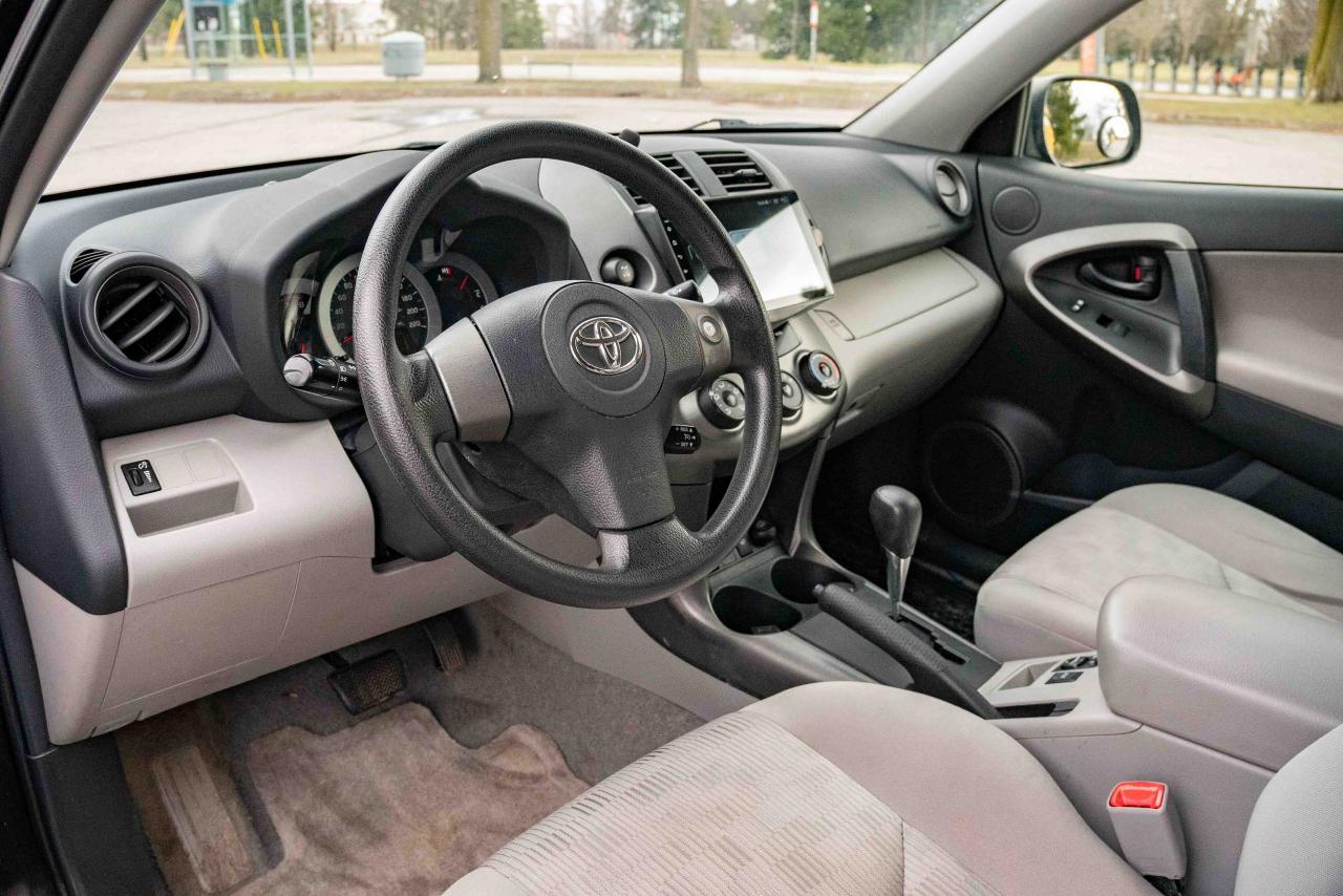 2011 Toyota RAV4 BASE - Photo #21
