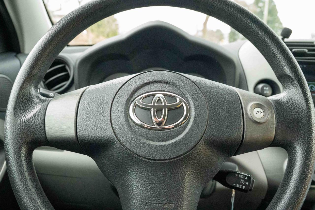 2011 Toyota RAV4 BASE - Photo #24