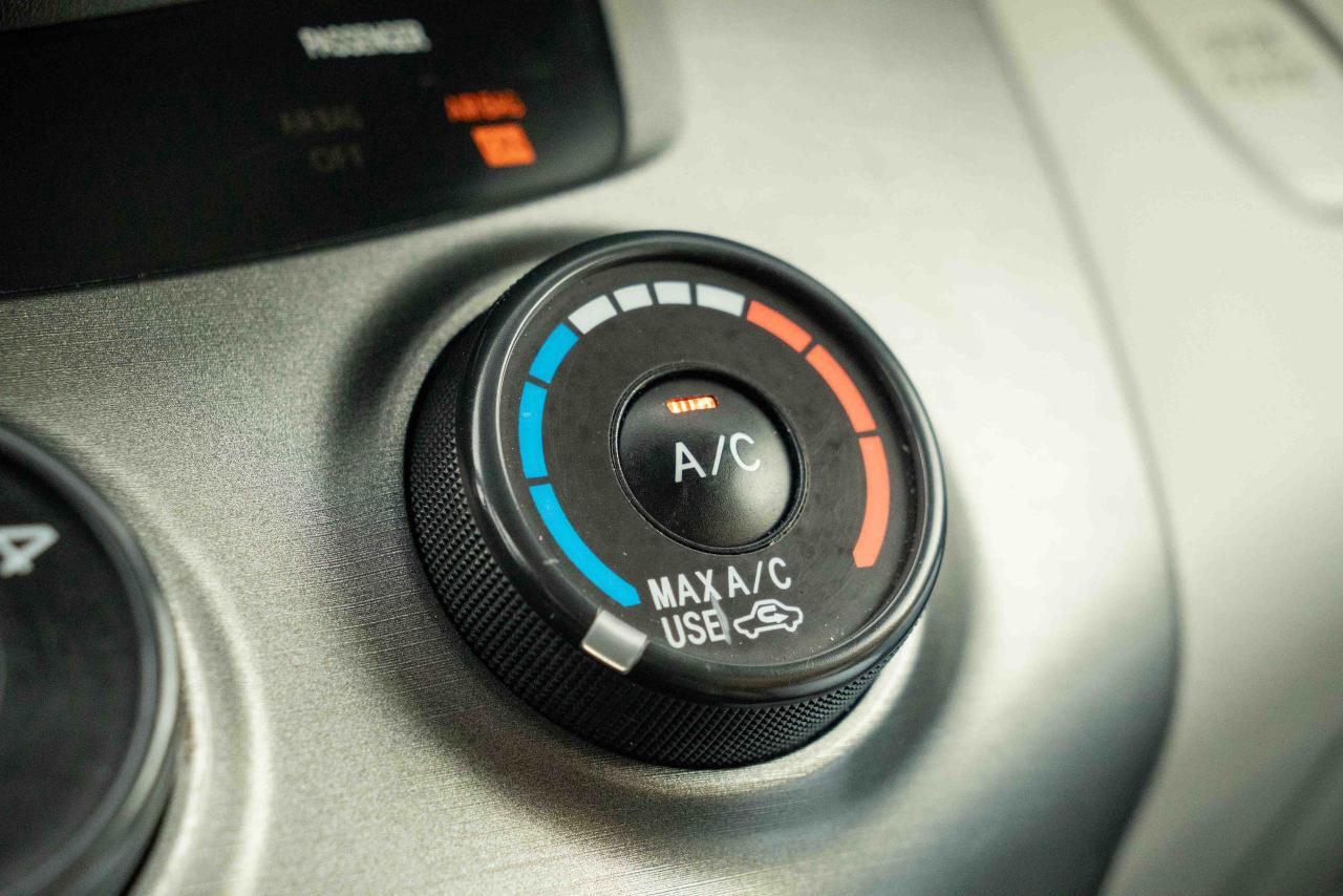 2011 Toyota RAV4 BASE - Photo #34