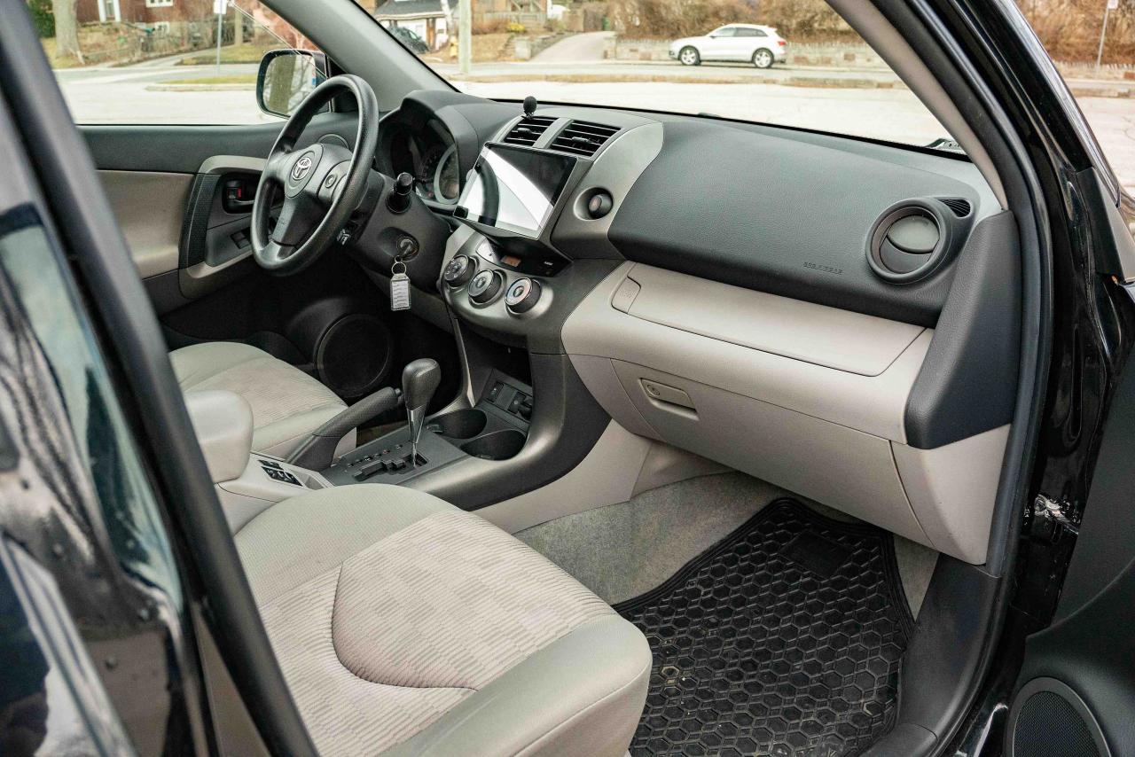 2011 Toyota RAV4 BASE - Photo #48