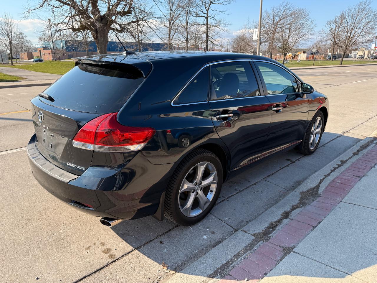 2016 Toyota Venza 4dr Wgn V6 EXL,AWD - Photo #10